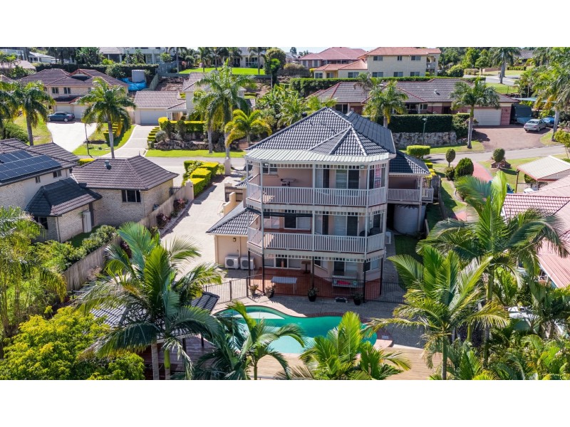 5 Lough Court, Murrumba Downs QLD 4503