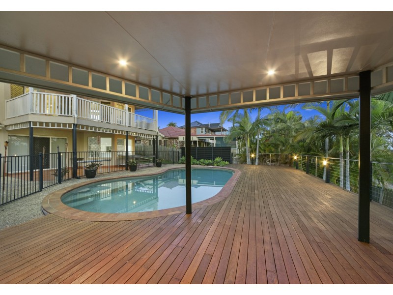 5 Lough Court, Murrumba Downs QLD 4503