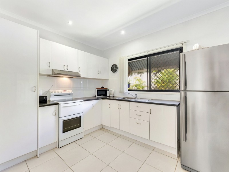 17 Pinelands Street, Lawnton QLD 4501
