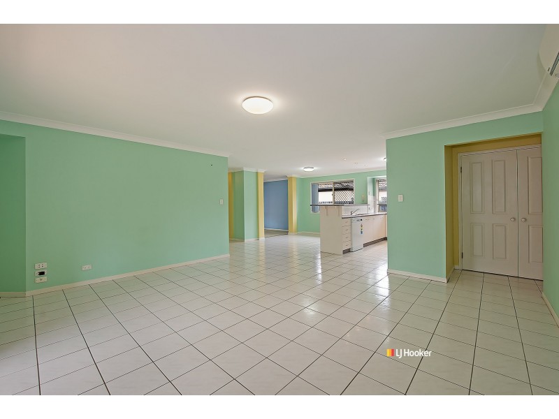 71 Warrego Crescent, Murrumba Downs QLD 4503