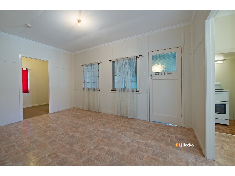 1201 Anzac Avenue, Kallangur QLD 4503