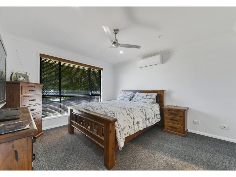 20 Civetta Court, Dakabin QLD 4503