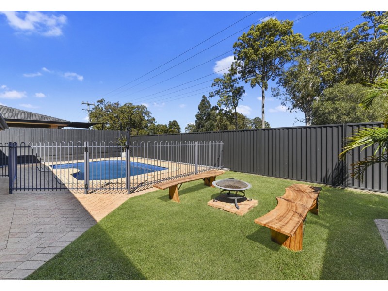 20 Civetta Court, Dakabin QLD 4503