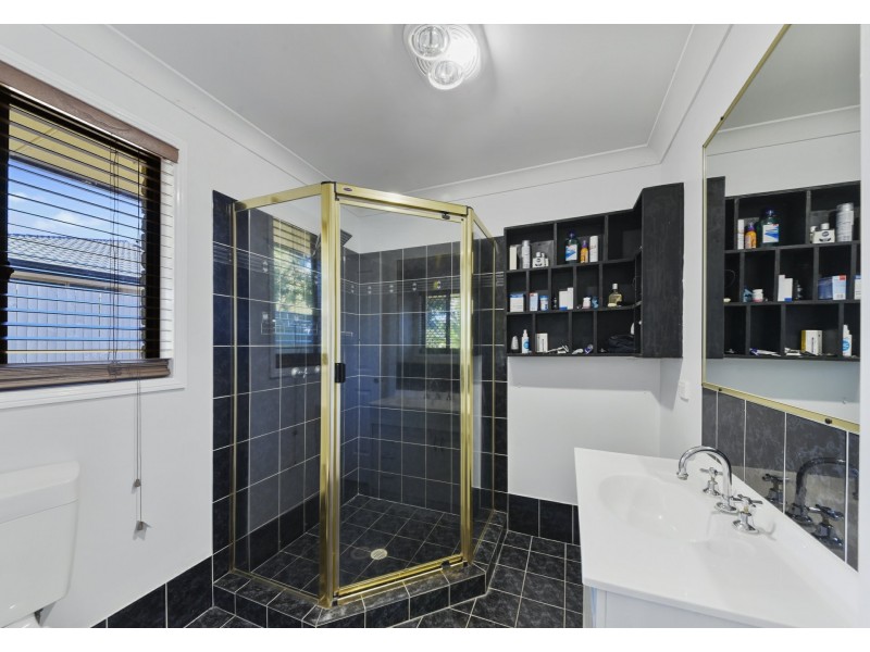 20 Civetta Court, Dakabin QLD 4503