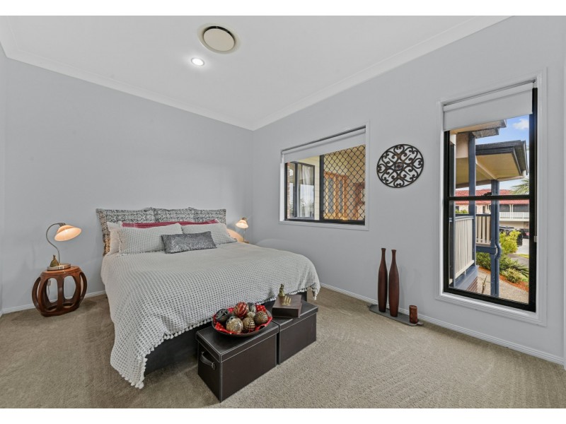 11 Edgewater Court, Murrumba Downs QLD 4503