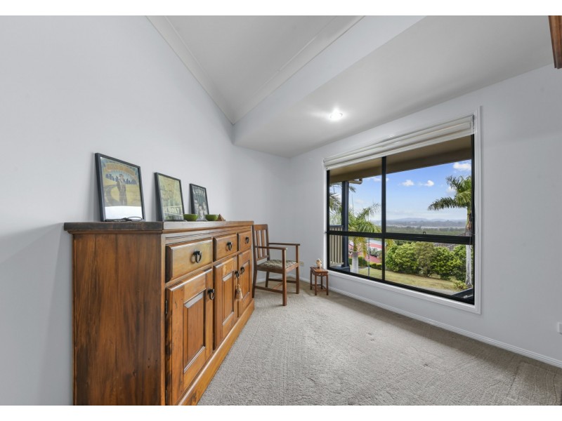 11 Edgewater Court, Murrumba Downs QLD 4503