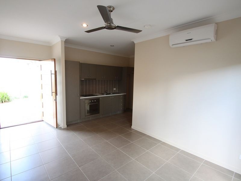 2/3 Langer Circuit, North Lakes QLD 4509