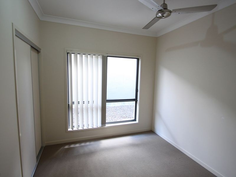 2/3 Langer Circuit, North Lakes QLD 4509