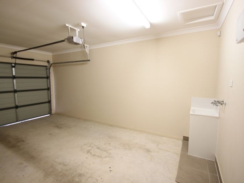 2/3 Langer Circuit, North Lakes QLD 4509