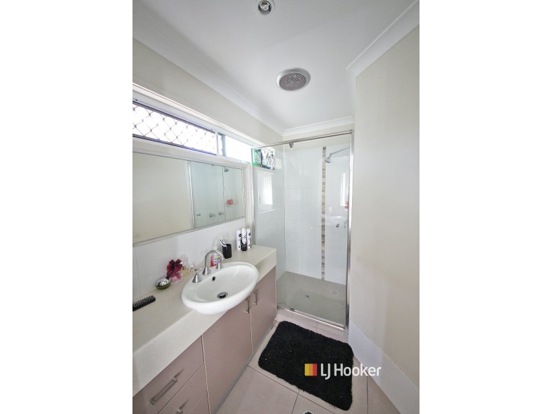 23 Adam Court, Kallangur QLD 4503