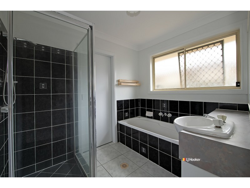 13 Lavender Court, Bray Park QLD 4500