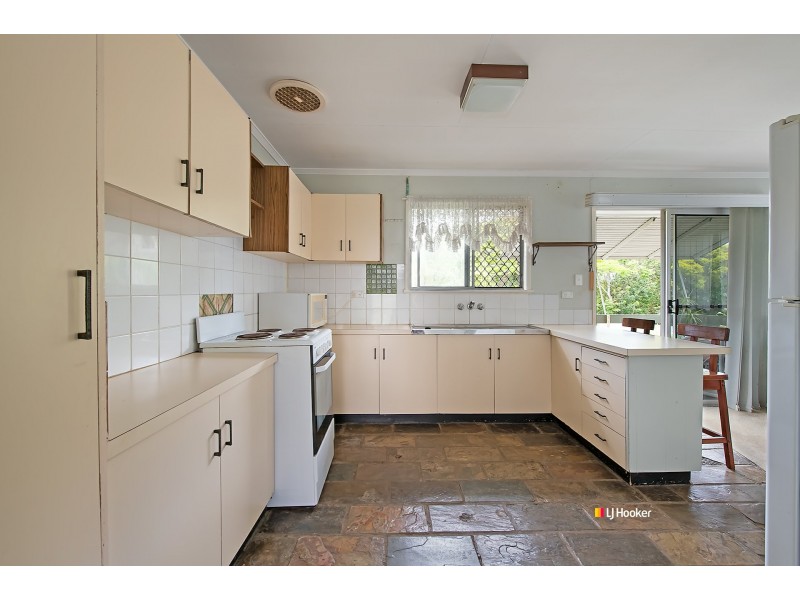 11 Pinelands Street, Lawnton QLD 4501