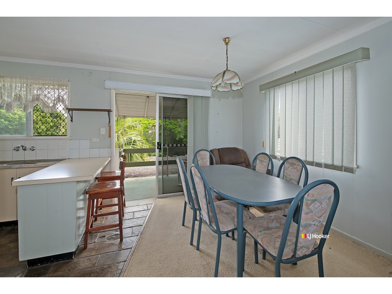 11 Pinelands Street, Lawnton QLD 4501