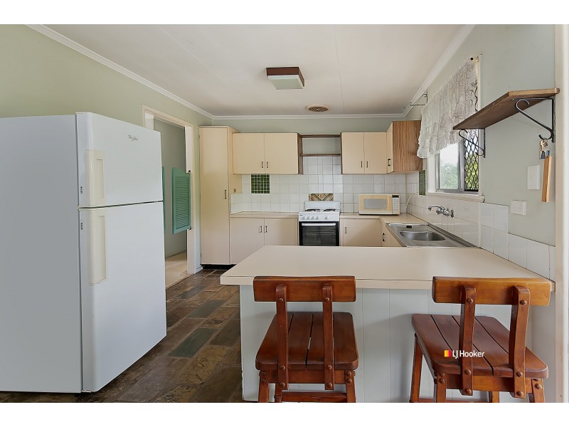 11 Pinelands Street, Lawnton QLD 4501