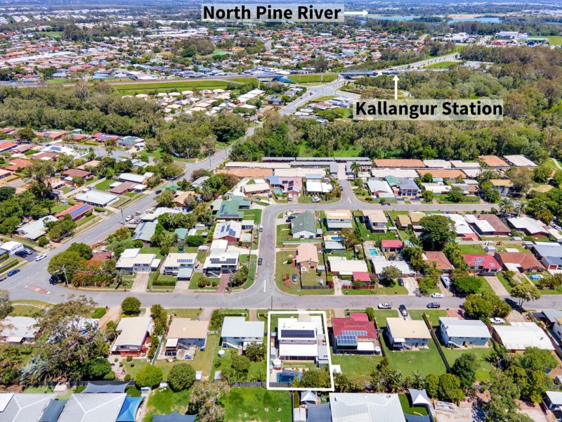 12 Azalea Court, Kallangur QLD 4503