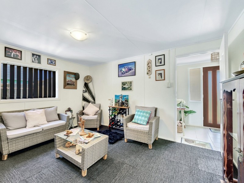 12 Azalea Court, Kallangur QLD 4503