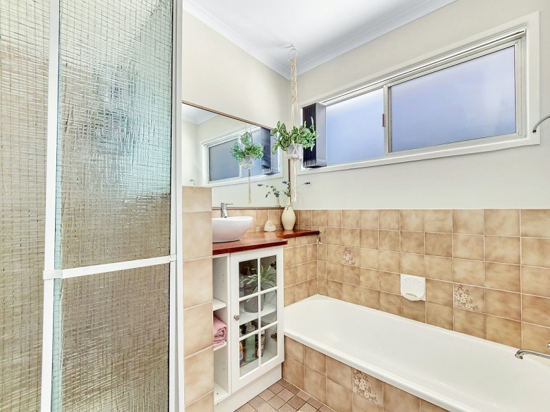 12 Azalea Court, Kallangur QLD 4503