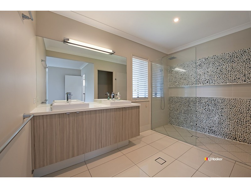 18 Llama Court, Dakabin QLD 4503