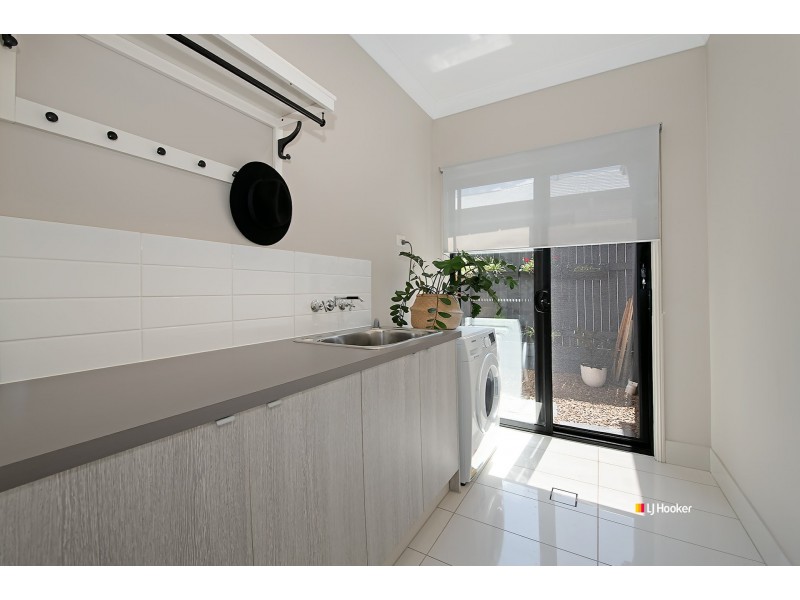 18 Llama Court, Dakabin QLD 4503