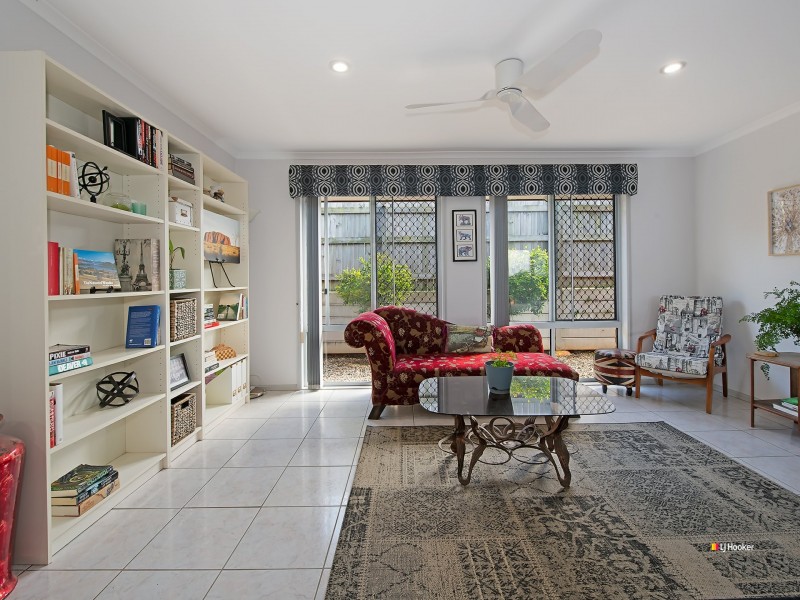 10 Turquoise Crescent, Griffin QLD 4503