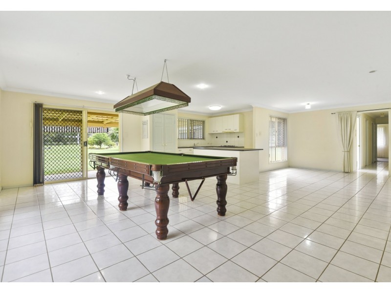254-256 Hauton Road, Morayfield QLD 4506
