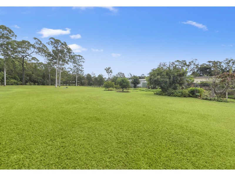 254-256 Hauton Road, Morayfield QLD 4506