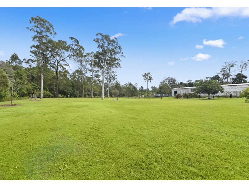 254-256 Hauton Road, Morayfield QLD 4506