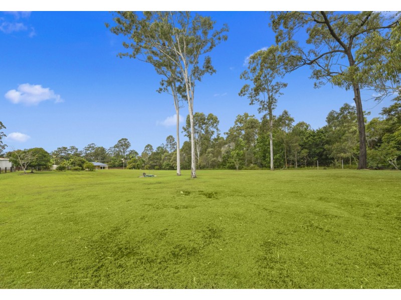 254-256 Hauton Road, Morayfield QLD 4506
