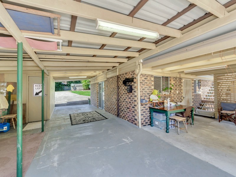 9 Tandoor Drive, Petrie QLD 4502