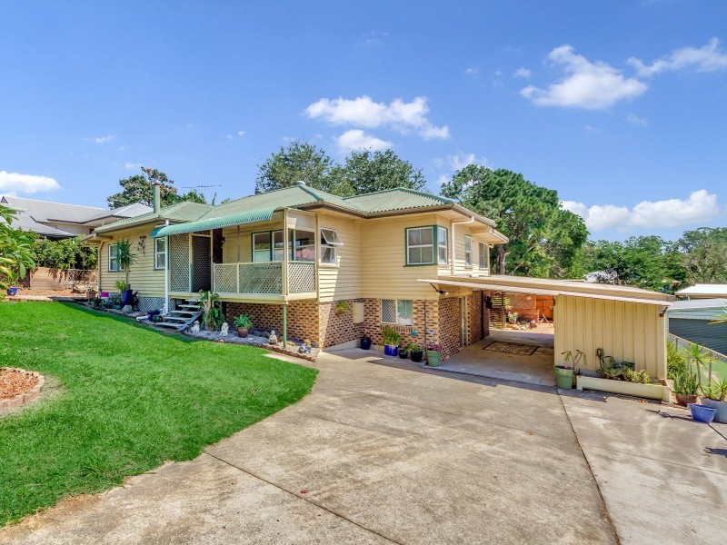 9 Tandoor Drive, Petrie QLD 4502