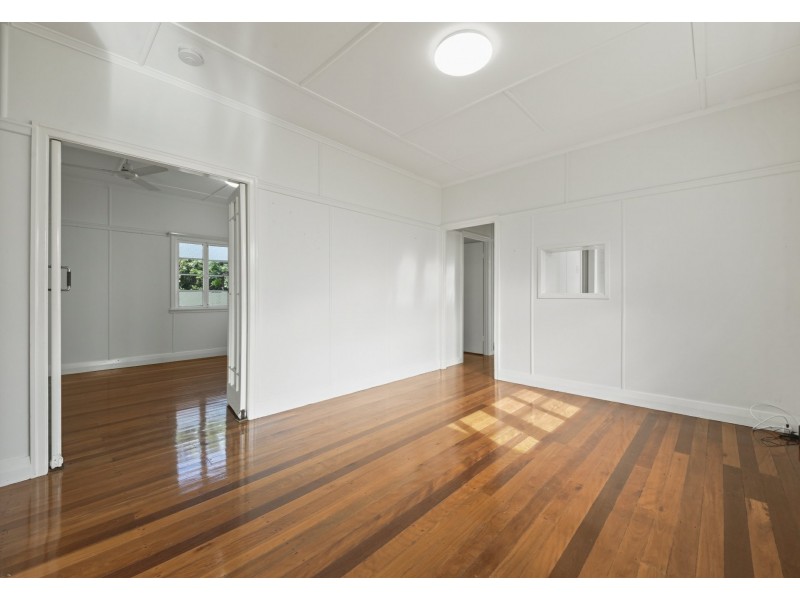 73 Victoria Avenue, Woody Point QLD 4019