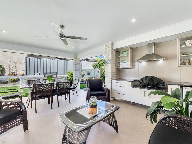 38 Lemur Parade, Dakabin QLD 4503