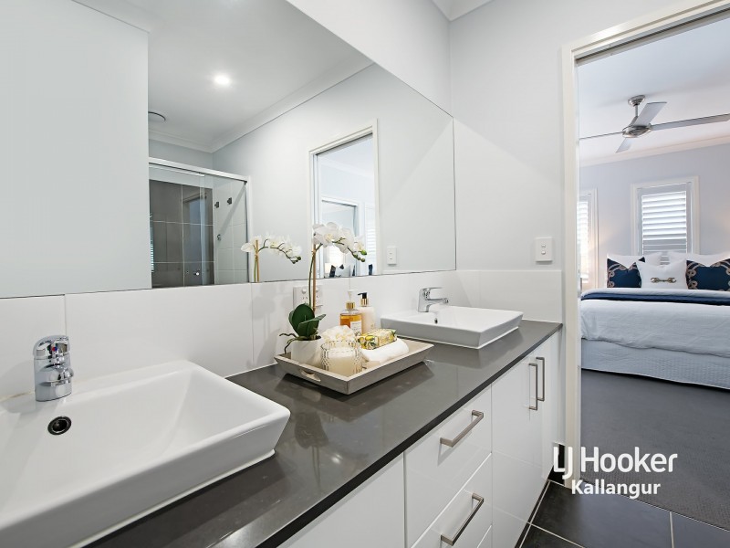 28 Ascot Crescent, Kallangur QLD 4503