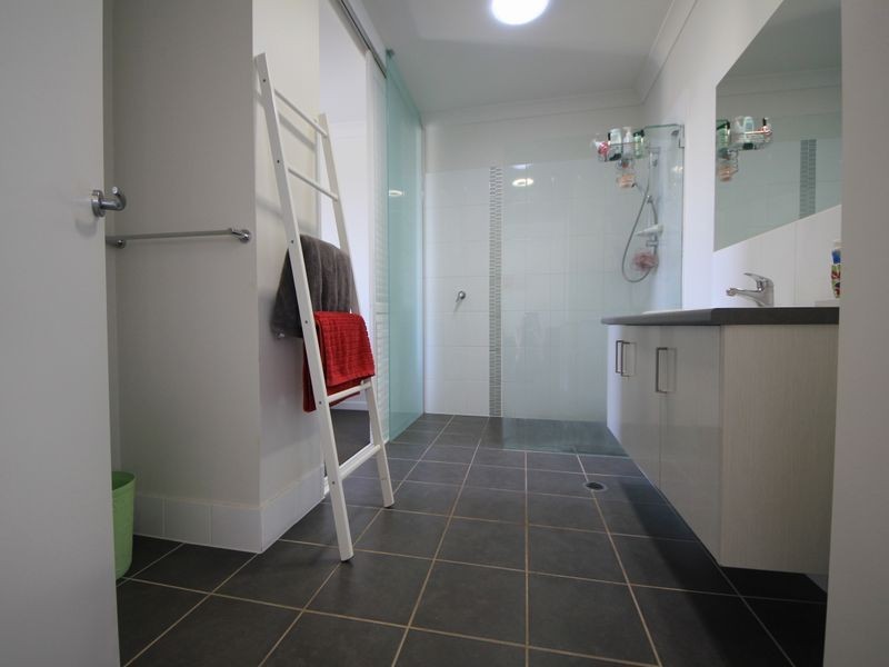 13 Tribecca Circuit, North Lakes QLD 4509