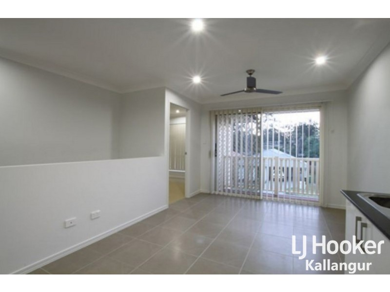 8 Adam Court, Kallangur QLD 4503