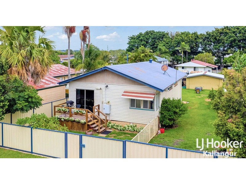 32 Sheehan Street, Kallangur QLD 4503