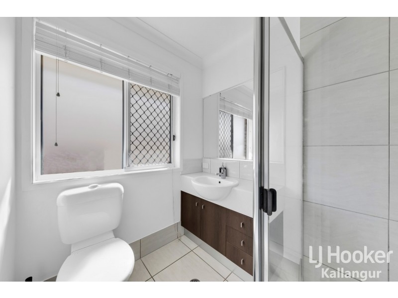 2A Macs Lane, Kallangur QLD 4503