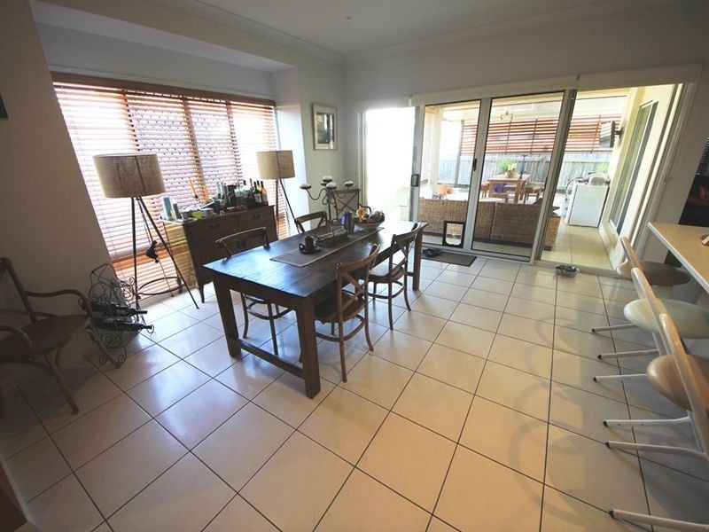 14 Elkhorn Court, North Lakes QLD 4509