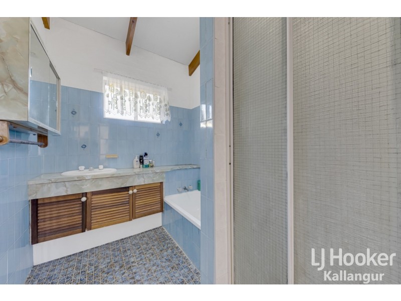 12 McNeill Road, Kallangur QLD 4503