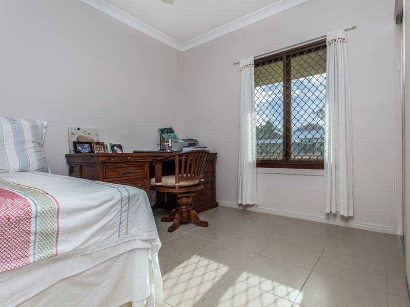 11 Silkyoak Court, North Lakes QLD 4509