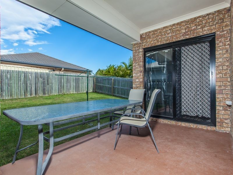 11 Silkyoak Court, North Lakes QLD 4509