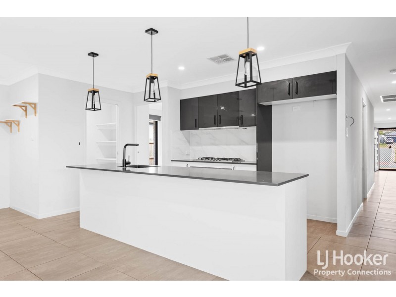 11 Bellestar Street, Griffin QLD 4503