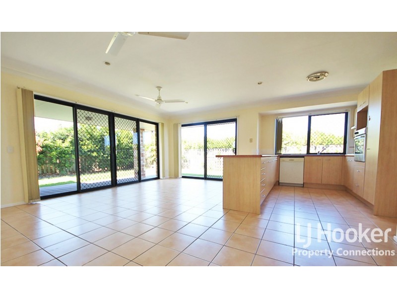 6 Venetian Court, Griffin QLD 4503