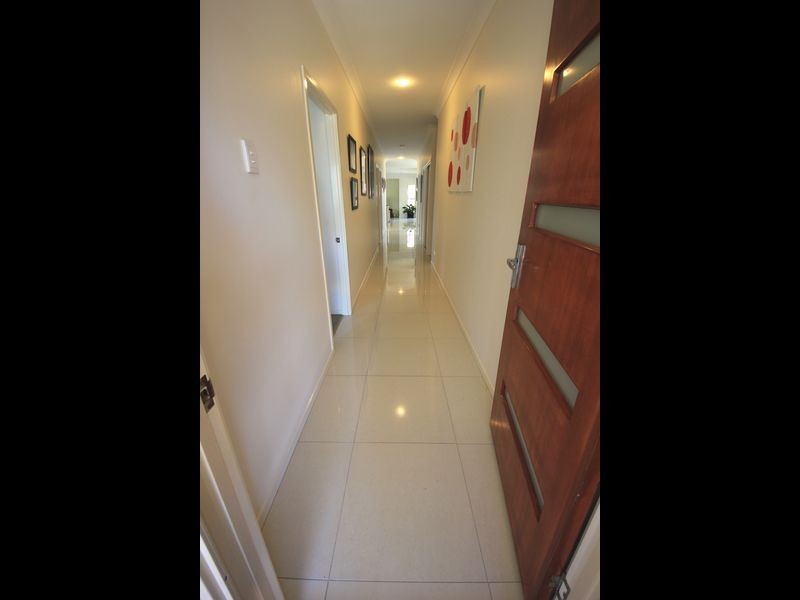 27 Morgan Street, North Lakes QLD 4509