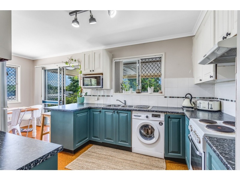 8 Maurice Street, Kallangur QLD 4503