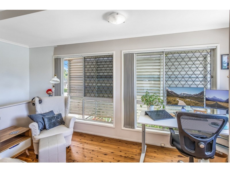 8 Maurice Street, Kallangur QLD 4503