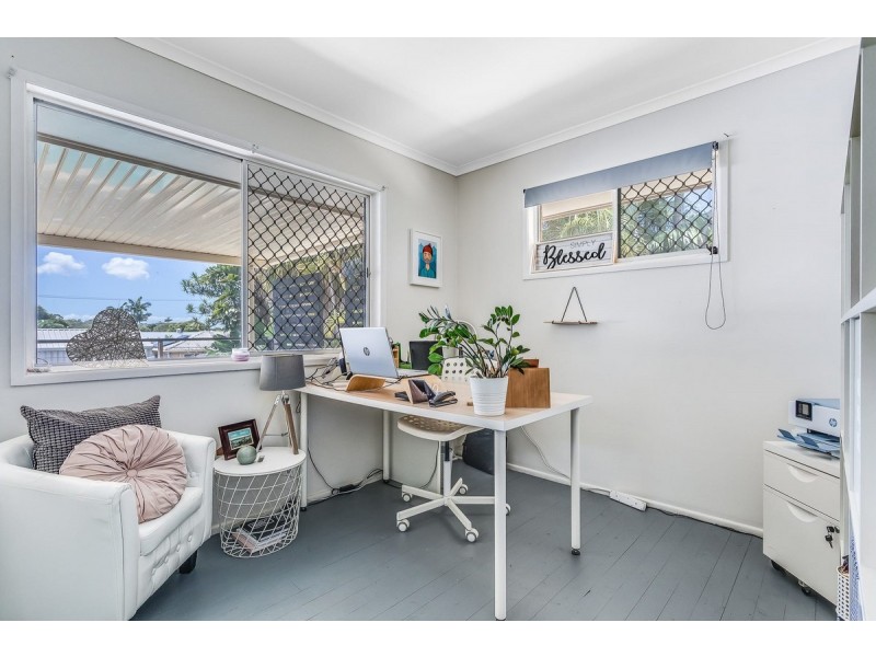 8 Maurice Street, Kallangur QLD 4503