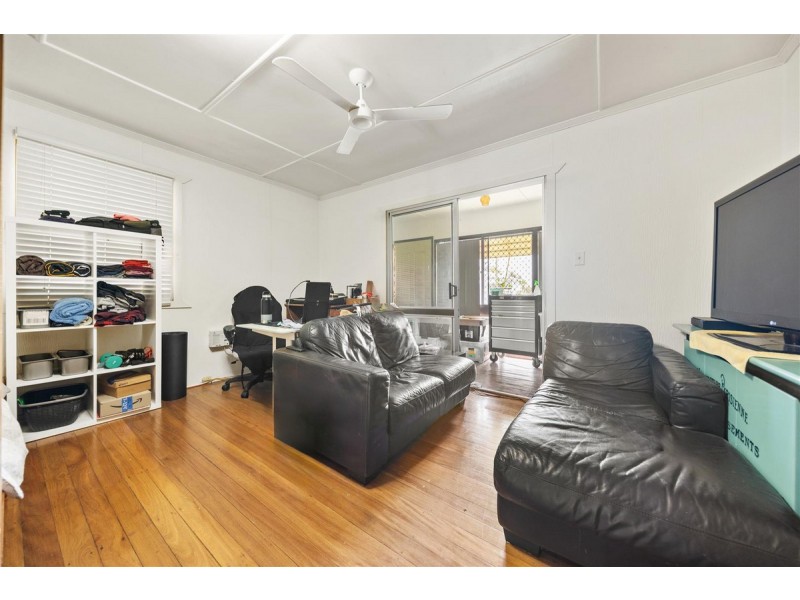 33 Kent Street, Kallangur QLD 4503