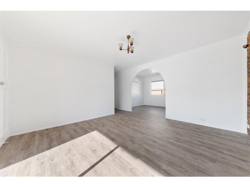 4 Medhurst Street, Kallangur QLD 4503