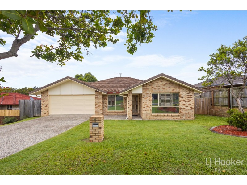 4 Outlook Court, Kallangur QLD 4503